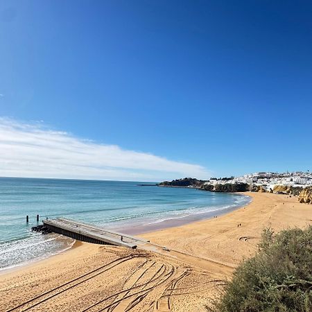 Villa Bonita Guesthouse Albufeira Old Town ภายนอก รูปภาพ