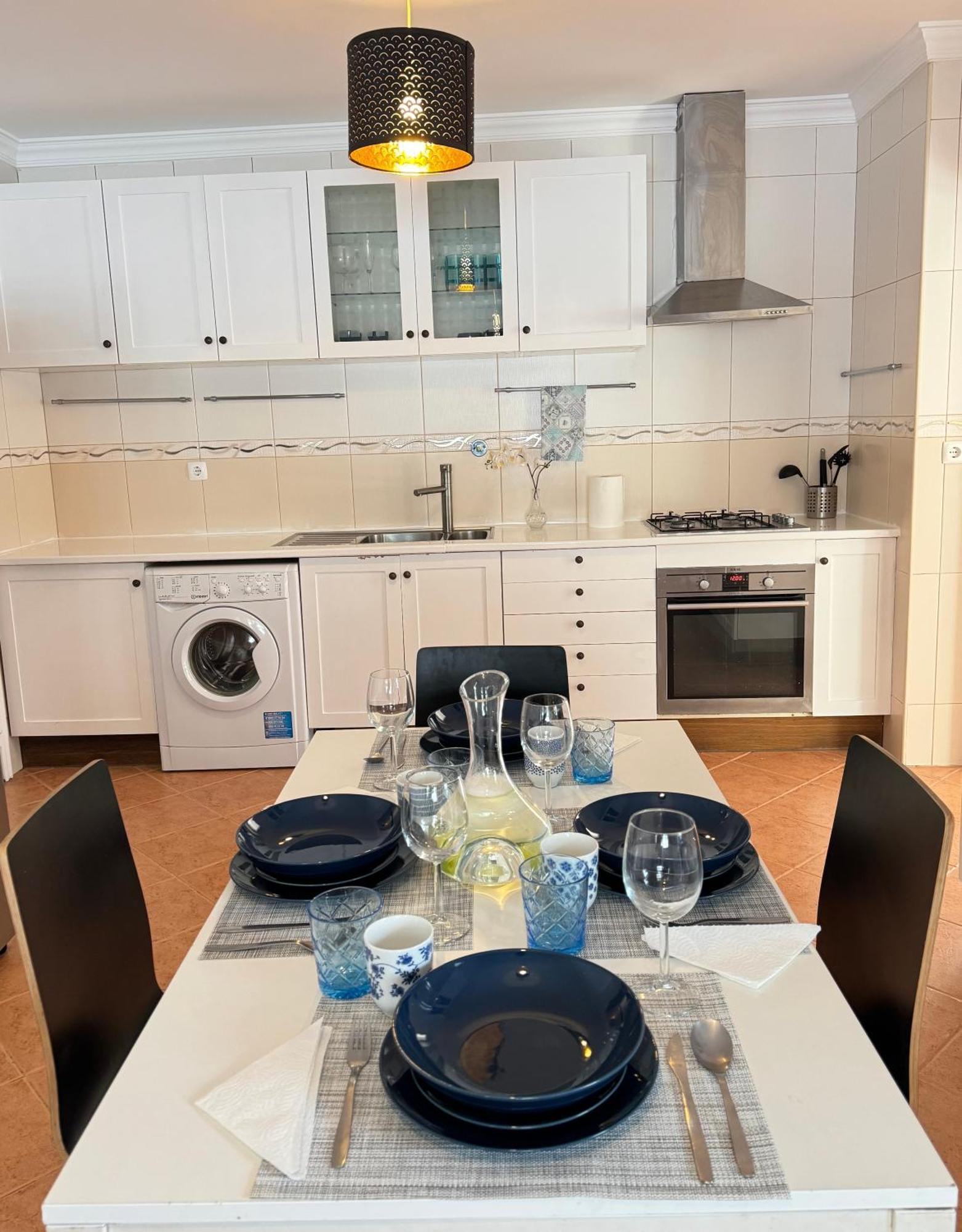 Villa Bonita Guesthouse Albufeira Old Town ภายนอก รูปภาพ